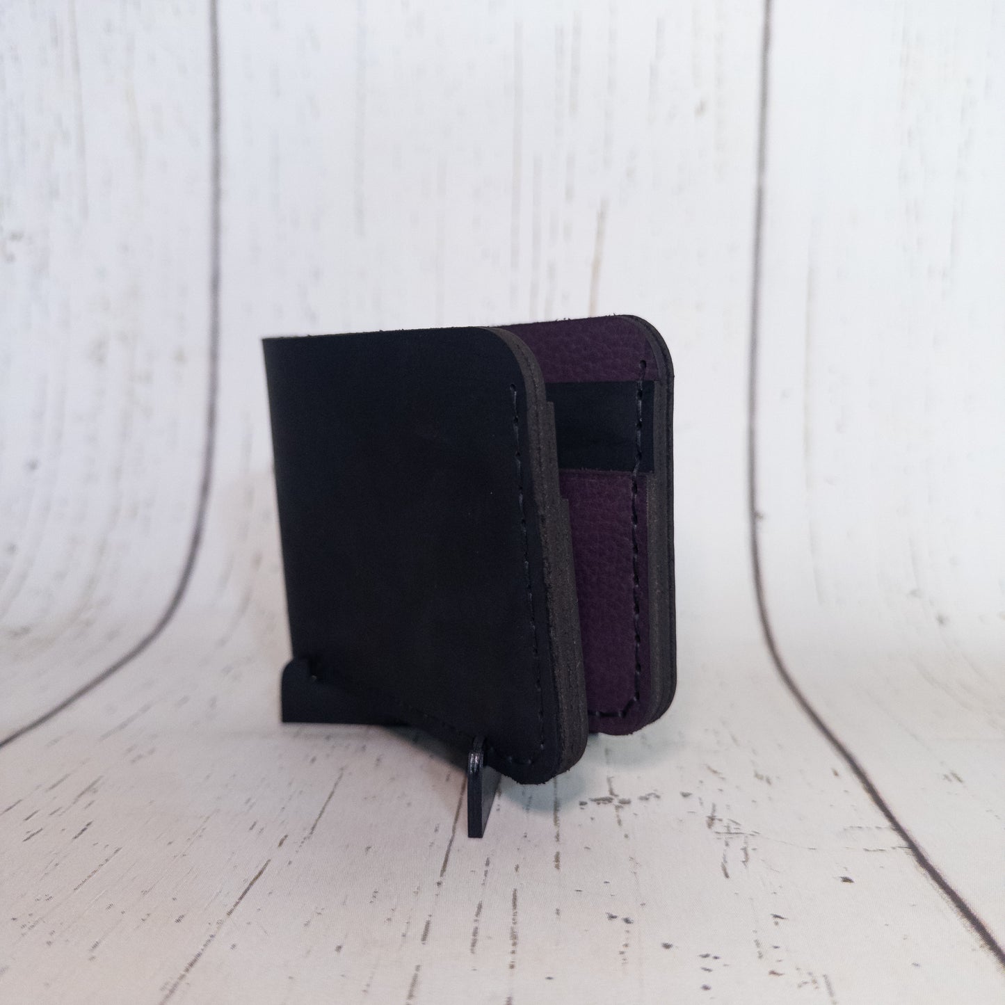 Billfold Wallet (Black/Plum)